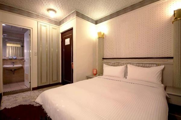 Traveler Hotel Taitung Bagian luar foto