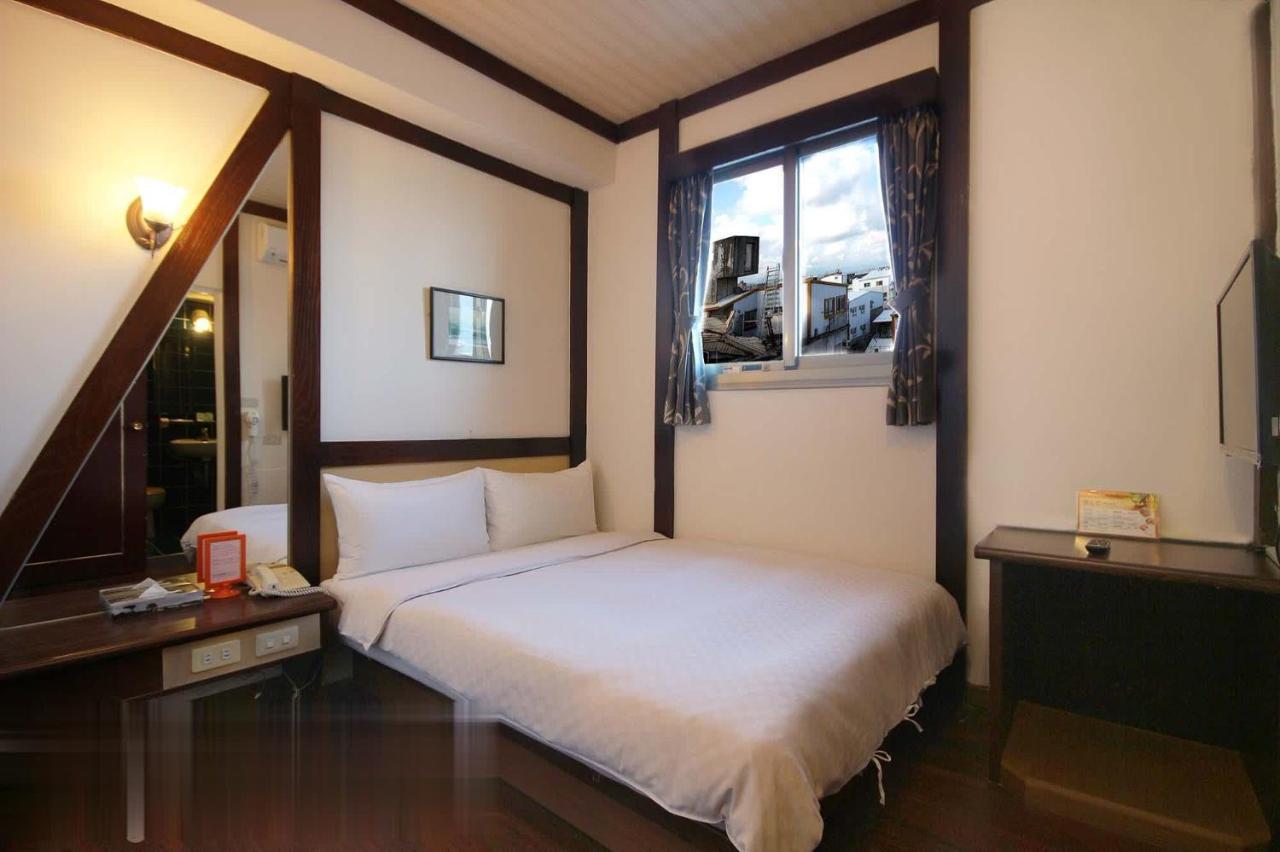Traveler Hotel Taitung Bagian luar foto