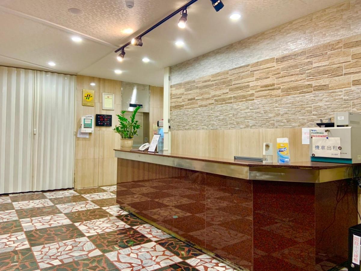 Traveler Hotel Taitung Bagian luar foto