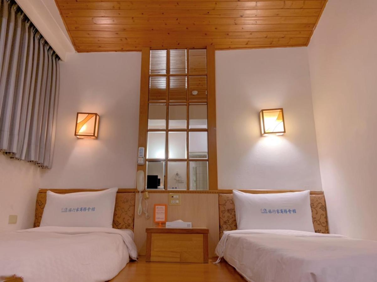 Traveler Hotel Taitung Bagian luar foto