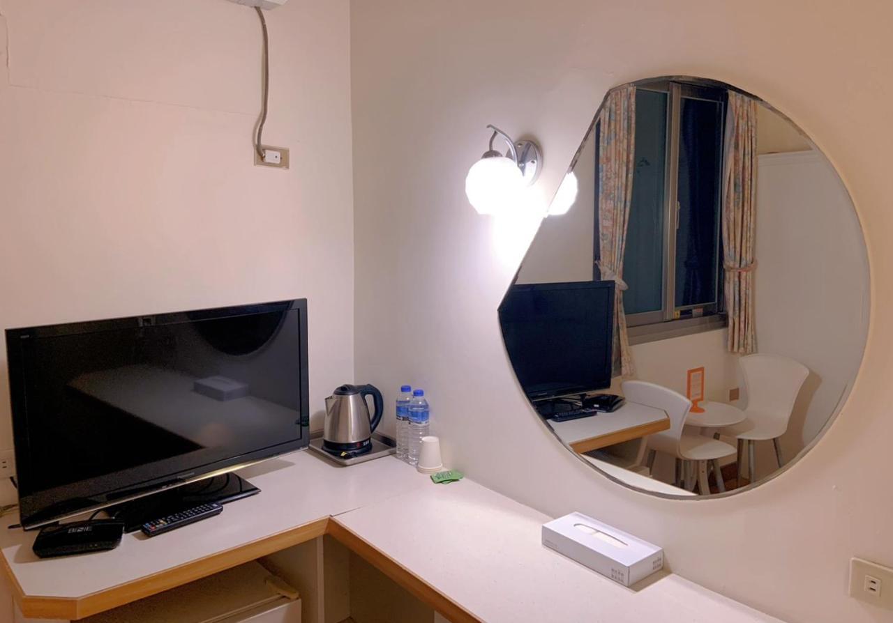 Traveler Hotel Taitung Bagian luar foto