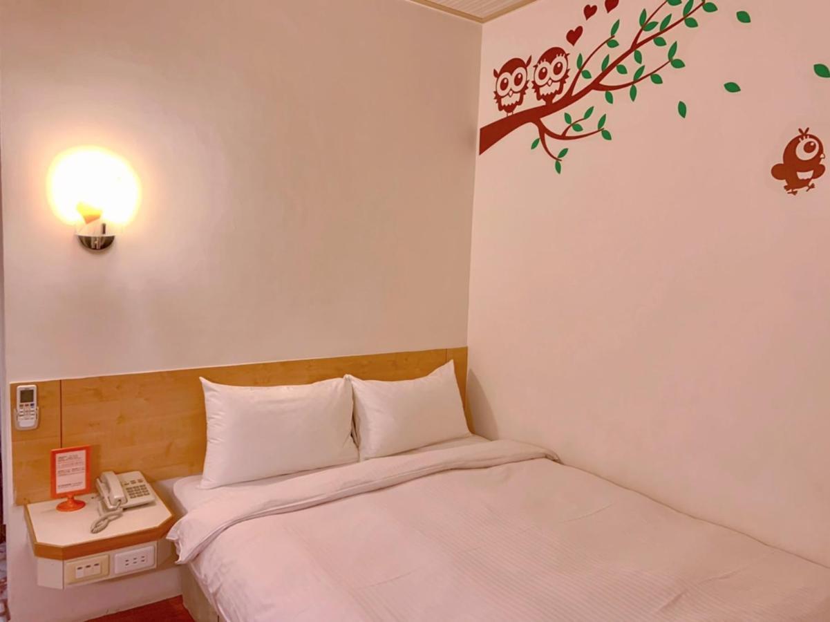 Traveler Hotel Taitung Bagian luar foto