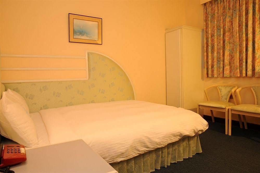 Traveler Hotel Taitung Bagian luar foto