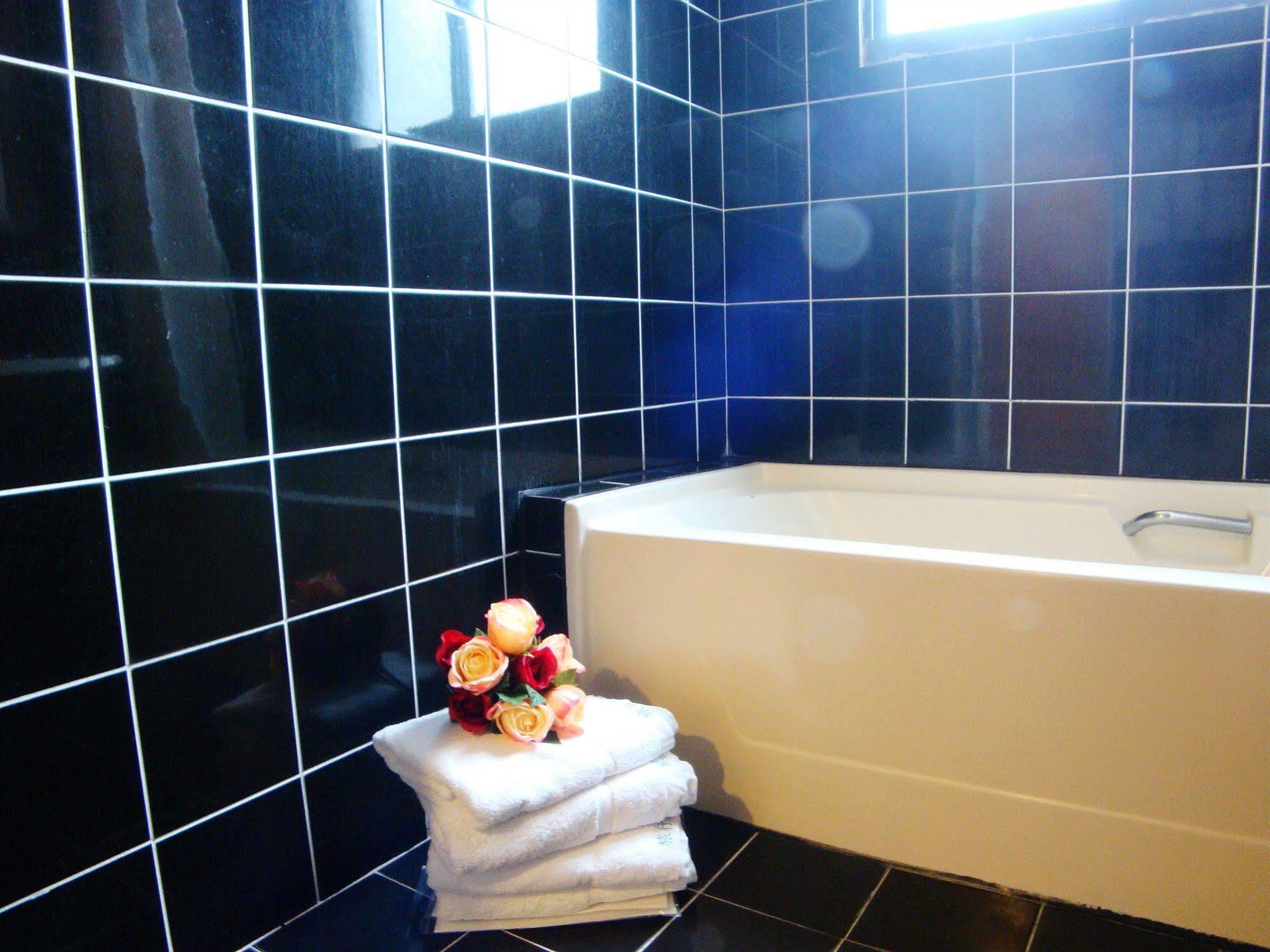 Traveler Hotel Taitung Bagian luar foto